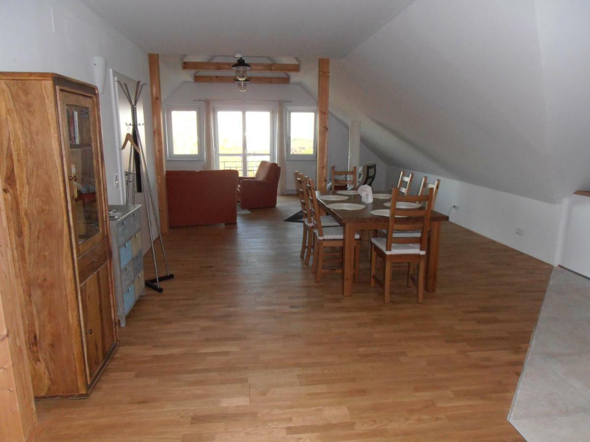 Ferienwohnung Am Kirchberg Jois Esterno foto