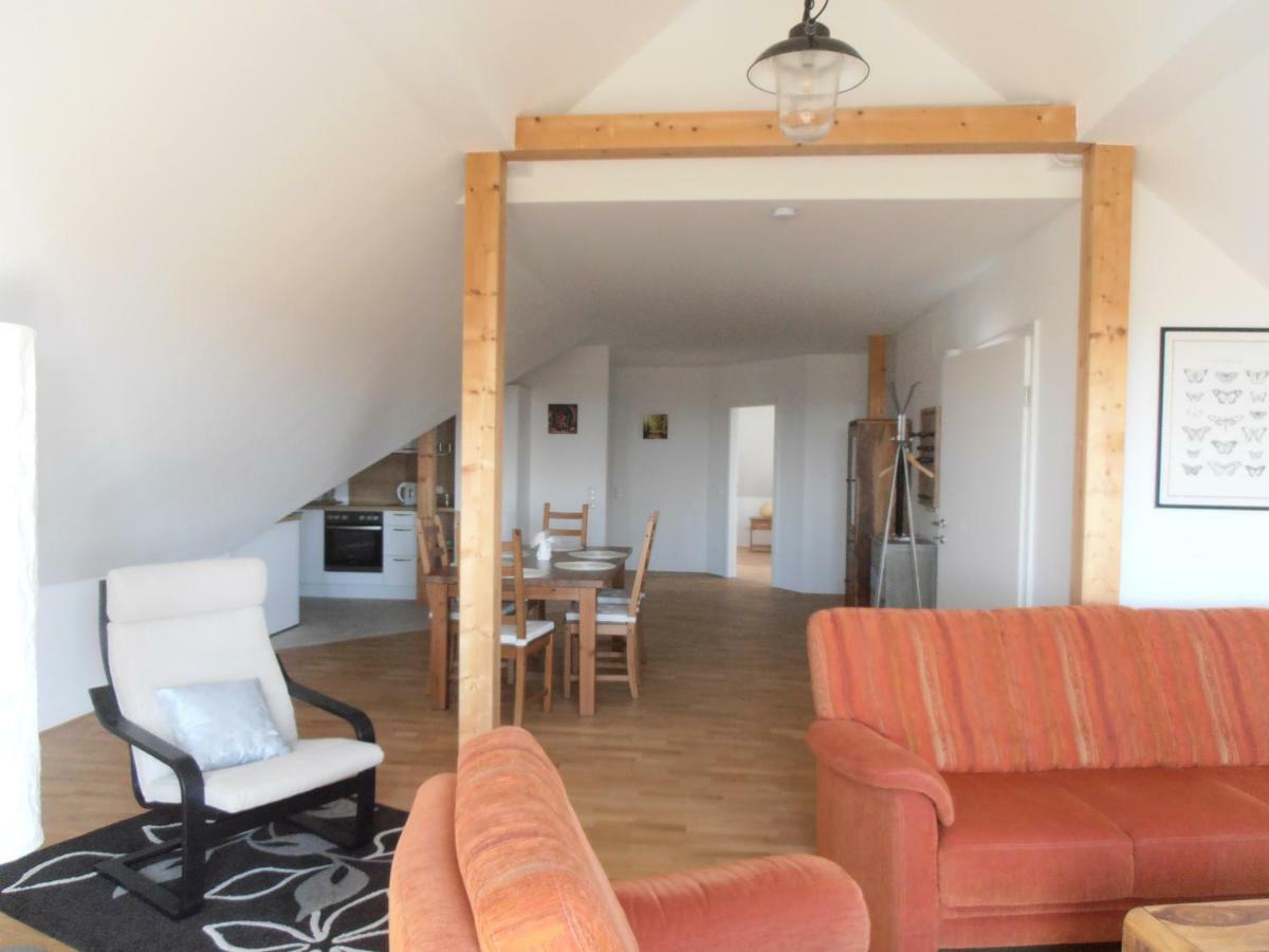 Ferienwohnung Am Kirchberg Jois Esterno foto